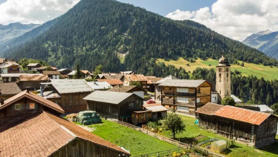 Geschichte: Via Glion Etappe 5: Cumbel - Pitasch