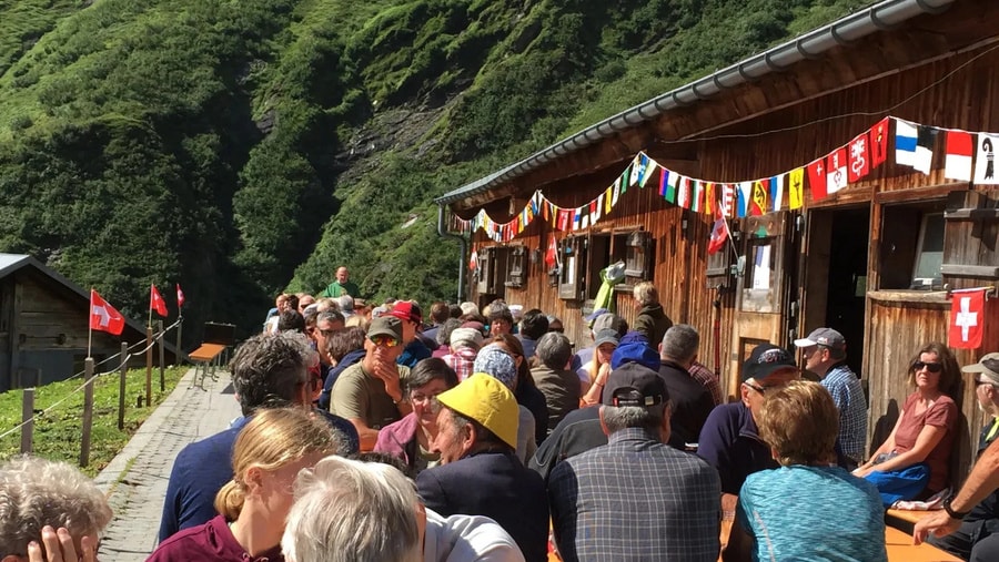 Geschichte: 1. August-Feier auf der Alp Ramosa Vrin