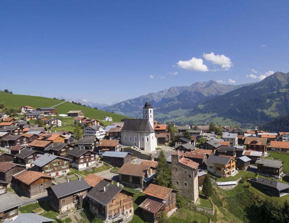 Lumnezia im Sommer