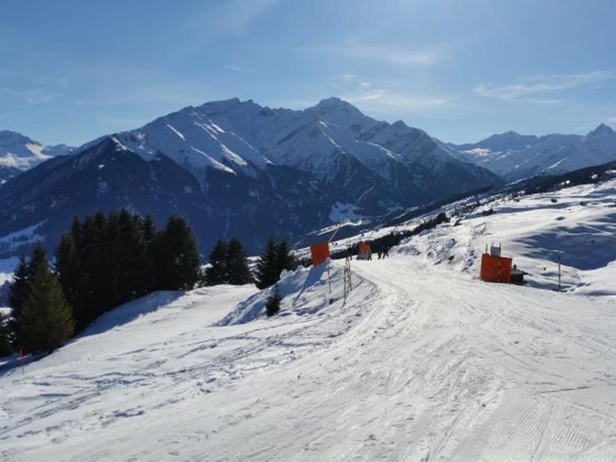 Geschichte: Schlittelweg Triel - Vella